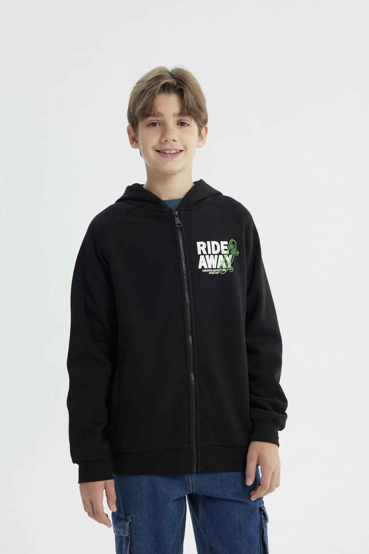 Polerón Niño Regular Negro