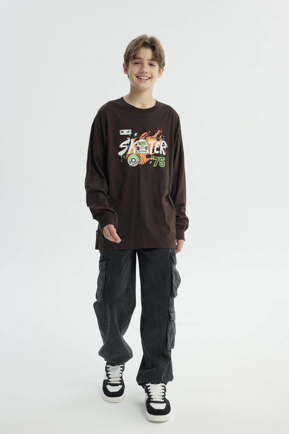 Polera Niño Oversize Café Oscuro