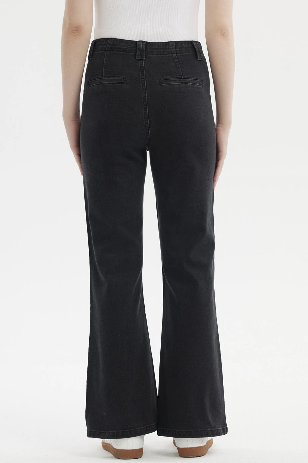 Jeans Mujer Flare Bolsillo Negro