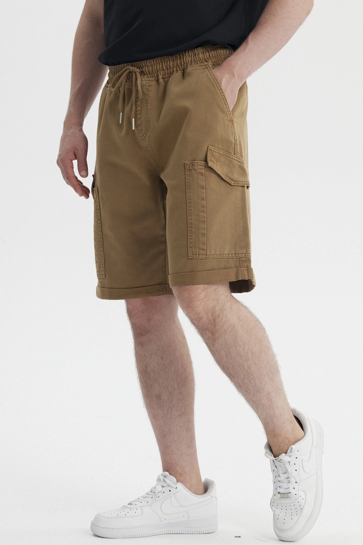 Bermuda Hombre Calce Recto Café