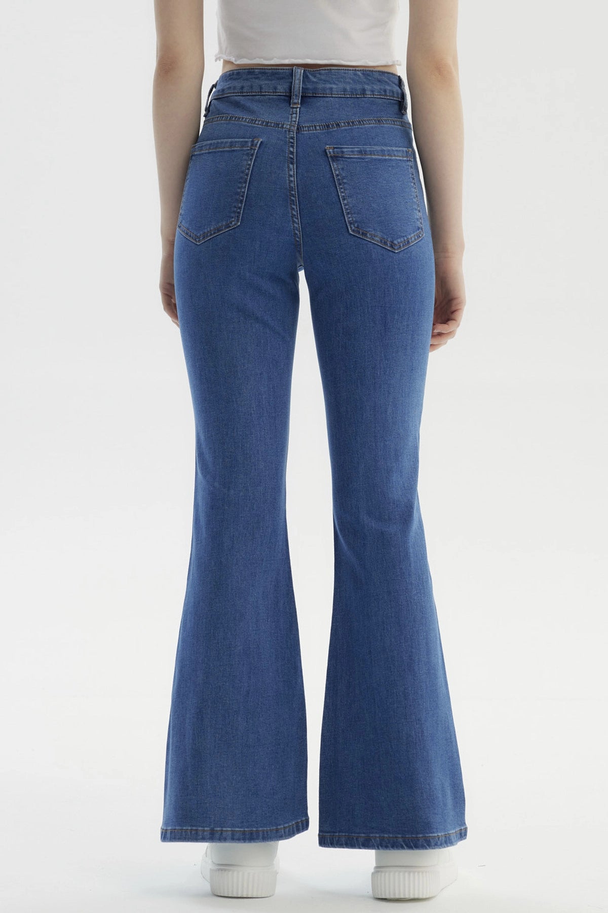 Jeans Mujer Flare Linea Curva Azul