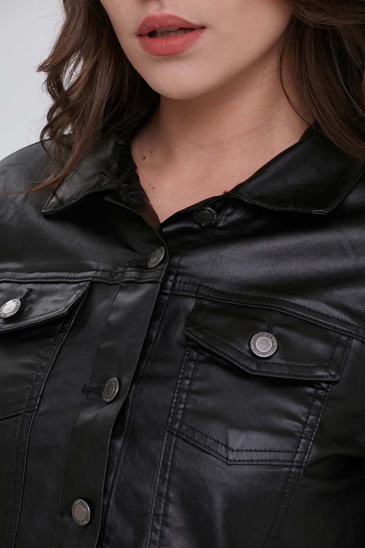 Chaqueta Mujer Efecto Cuero Denim Brillante Negro