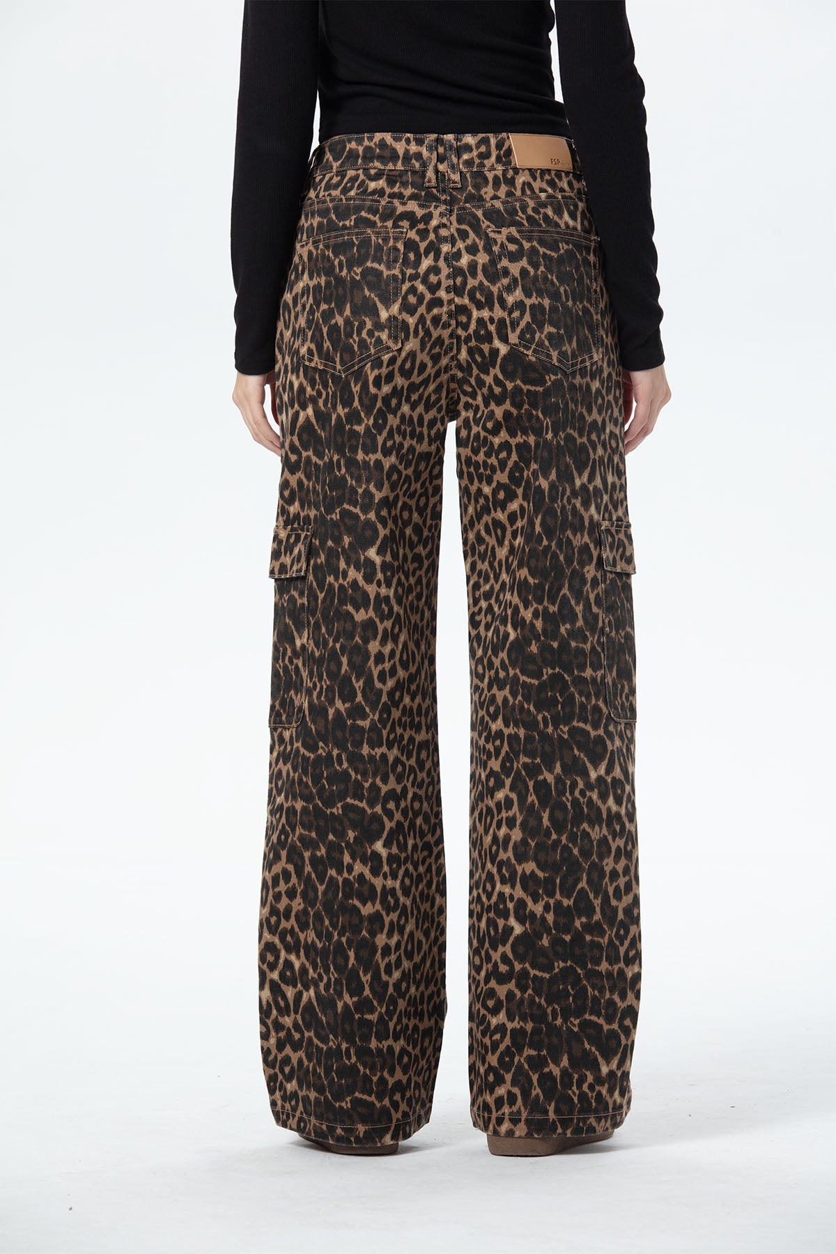 Jeans Mujer Wide Leg Cargo A Café