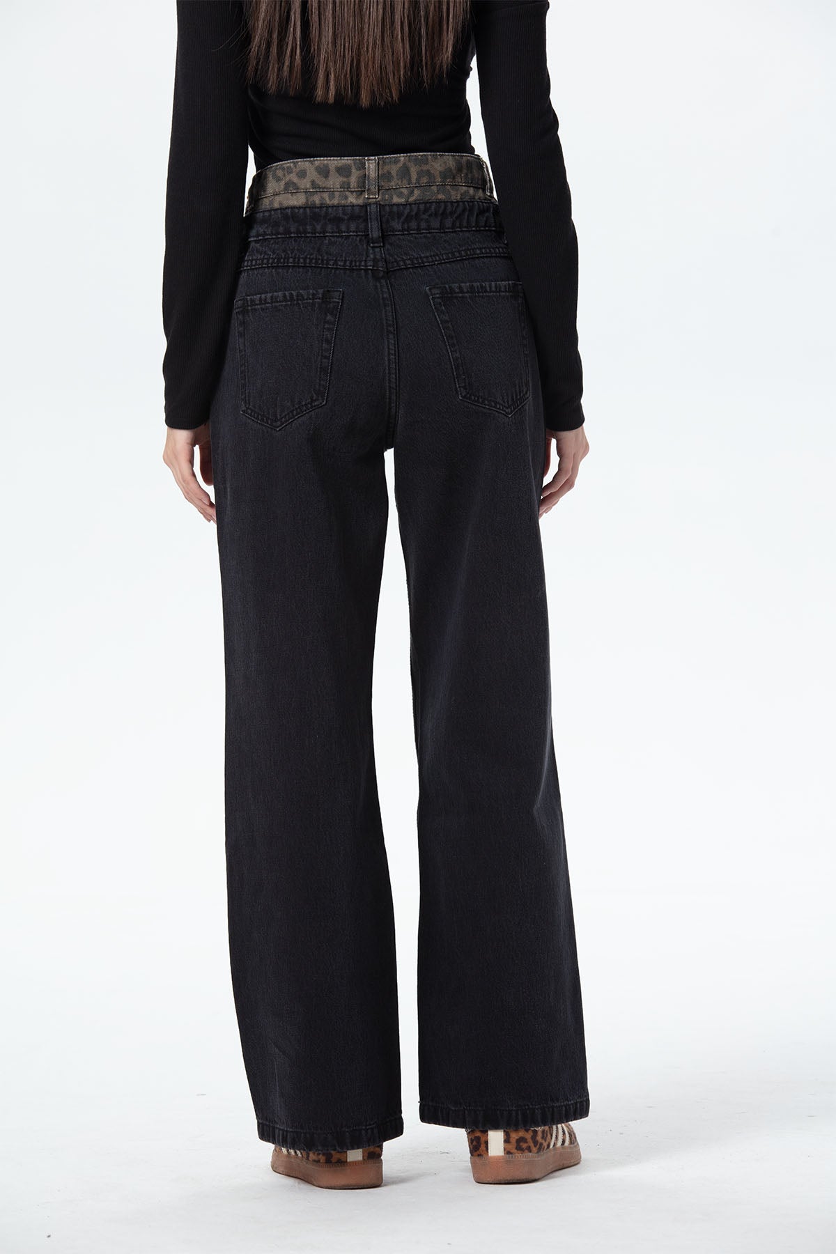 Jeans Mujer Cintura Calce Recto Negro