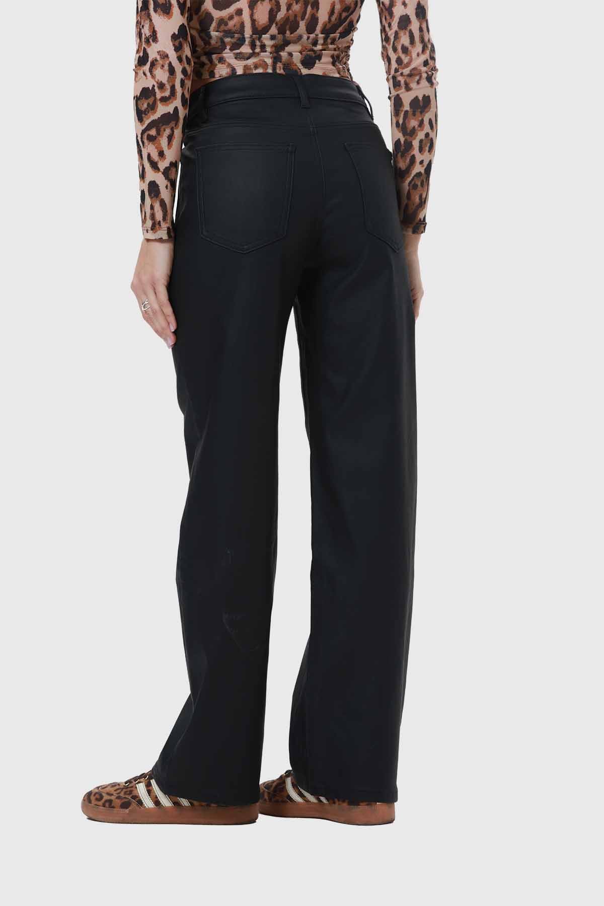 Jeans Mujer Engomado Calce Recto Negro