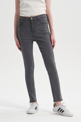 Jeans Super Skinny Estela Mujer Gris