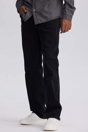 Jeans Hombre Straight 605 Negro
