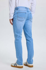 Jeans Hombre 702 Slim Azul Claro