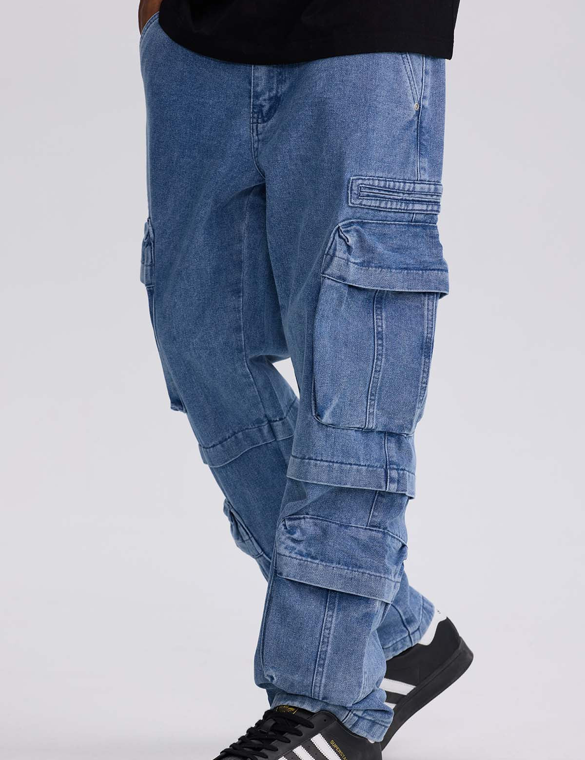 Jeans hombre doble cargo azul claro estilo juvenil