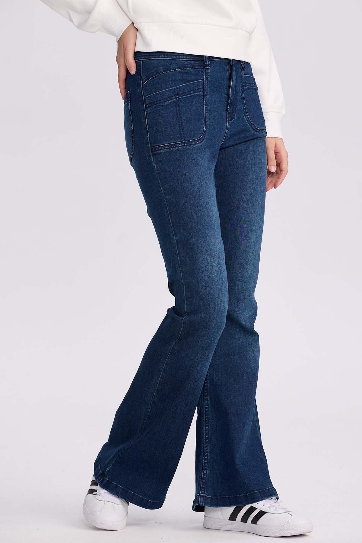 Jeans Mujer Flare Bolsillo Azul Oscuro