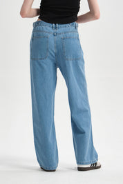 Jeans Mujer Calce Recto Deshilachado Azul Claro