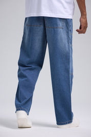 Jeans Hombre Relajado Con Parche Azul