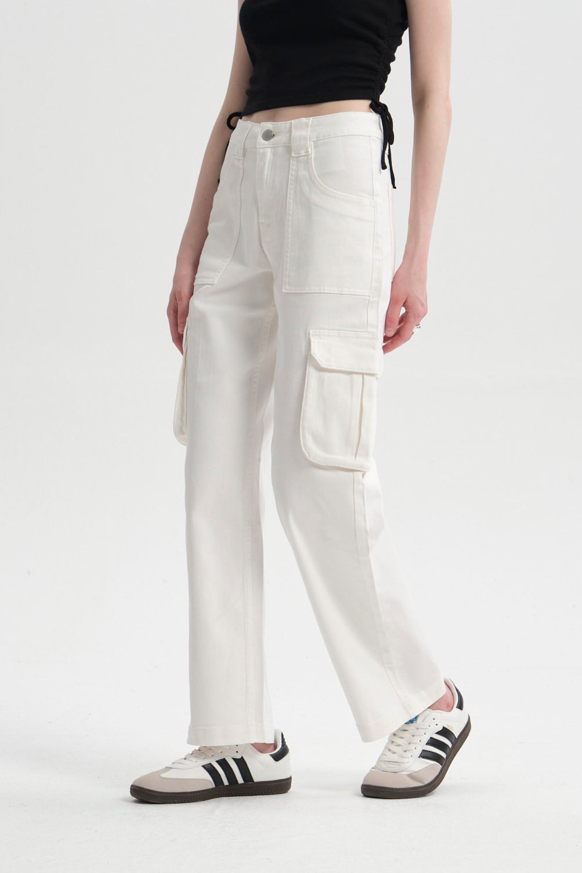 Jeans Mujer Cargo Calce Recto Crudo