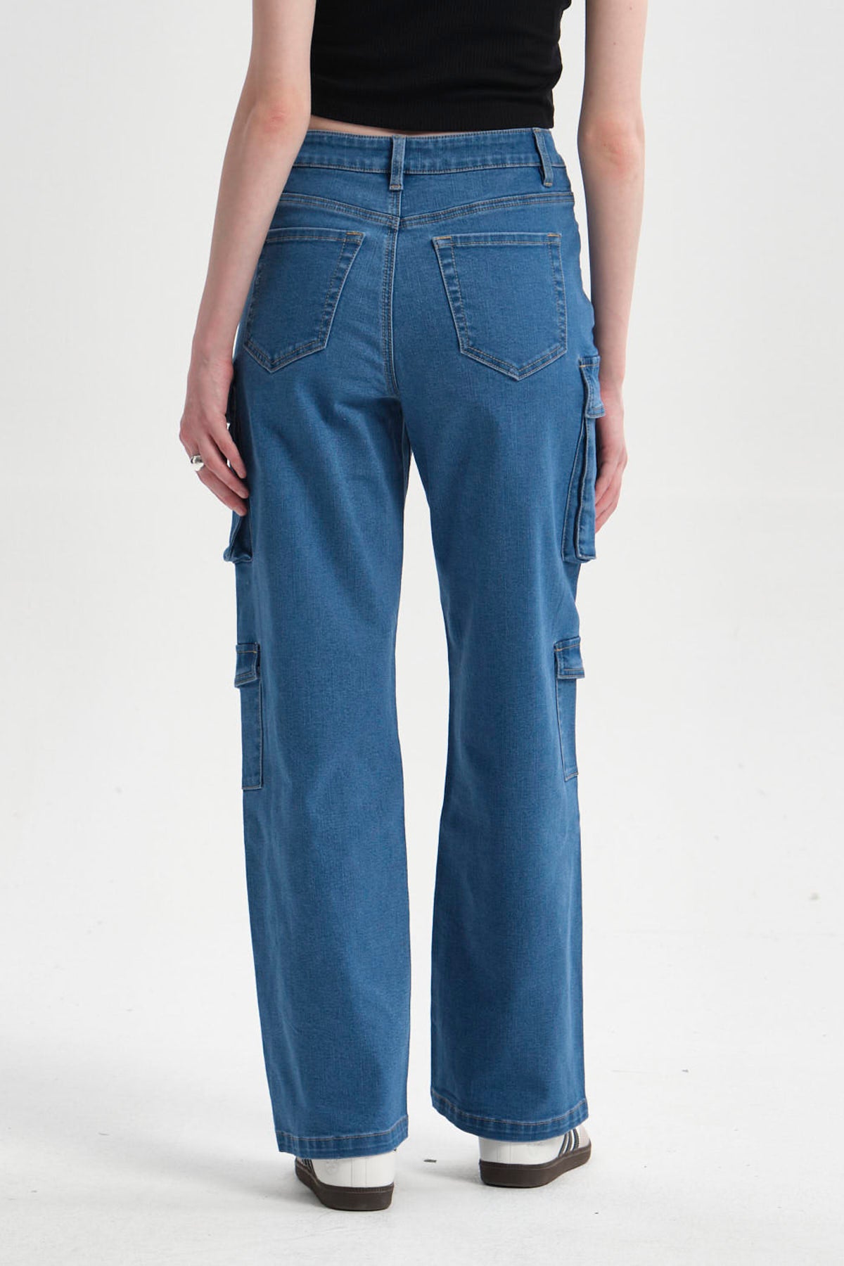 Jeans Mujer Cargo Calce Recto Azul
