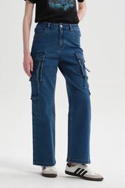 Jeans Mujer Cargo Calce Recto Azul Oscuro