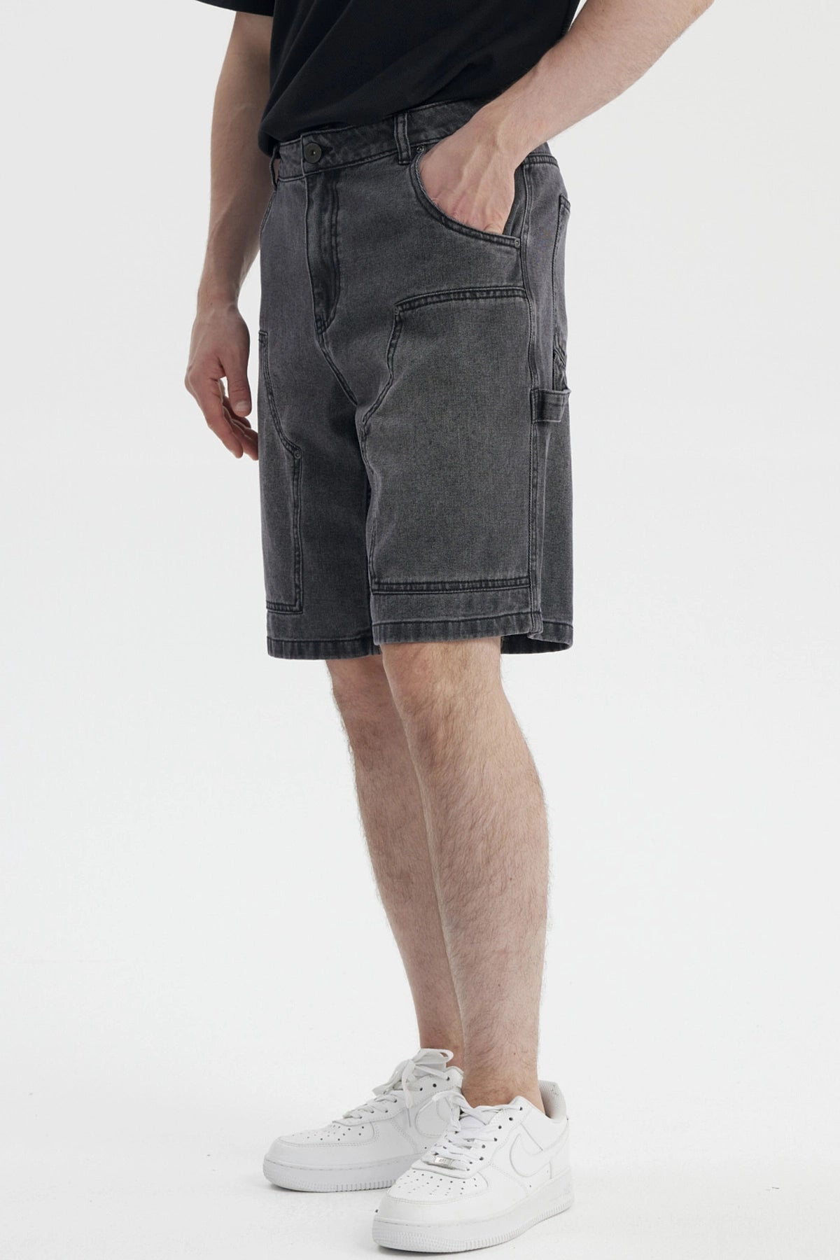 Bermuda Hombre Parche Carpintero Negro