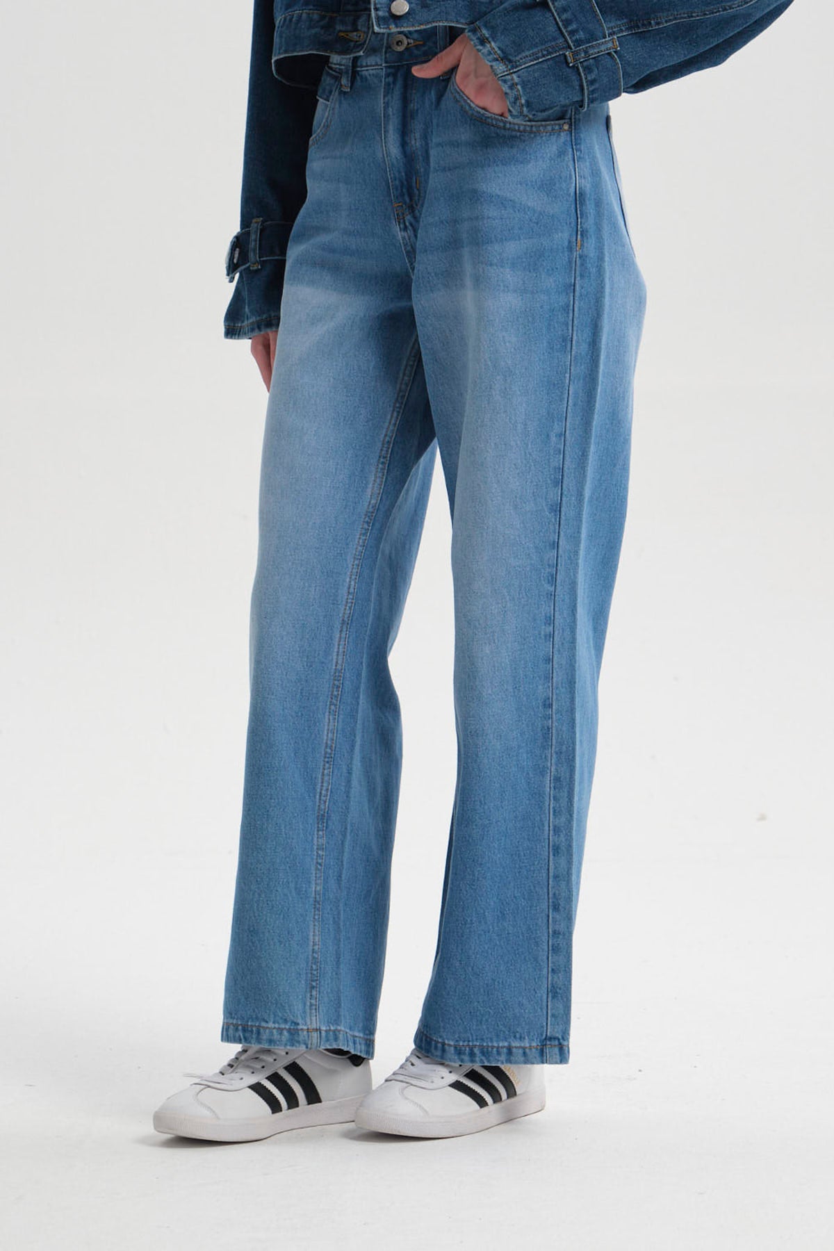 Jeans Mujer Ajuste Cintura Azul Claro