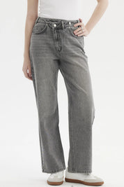 Jeans Mujer Calce Recto Gris