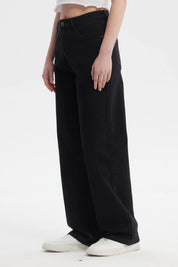 Jeans mujer wide leg negro estilo clásico sin estampa diseño liso corte amplio cómodo