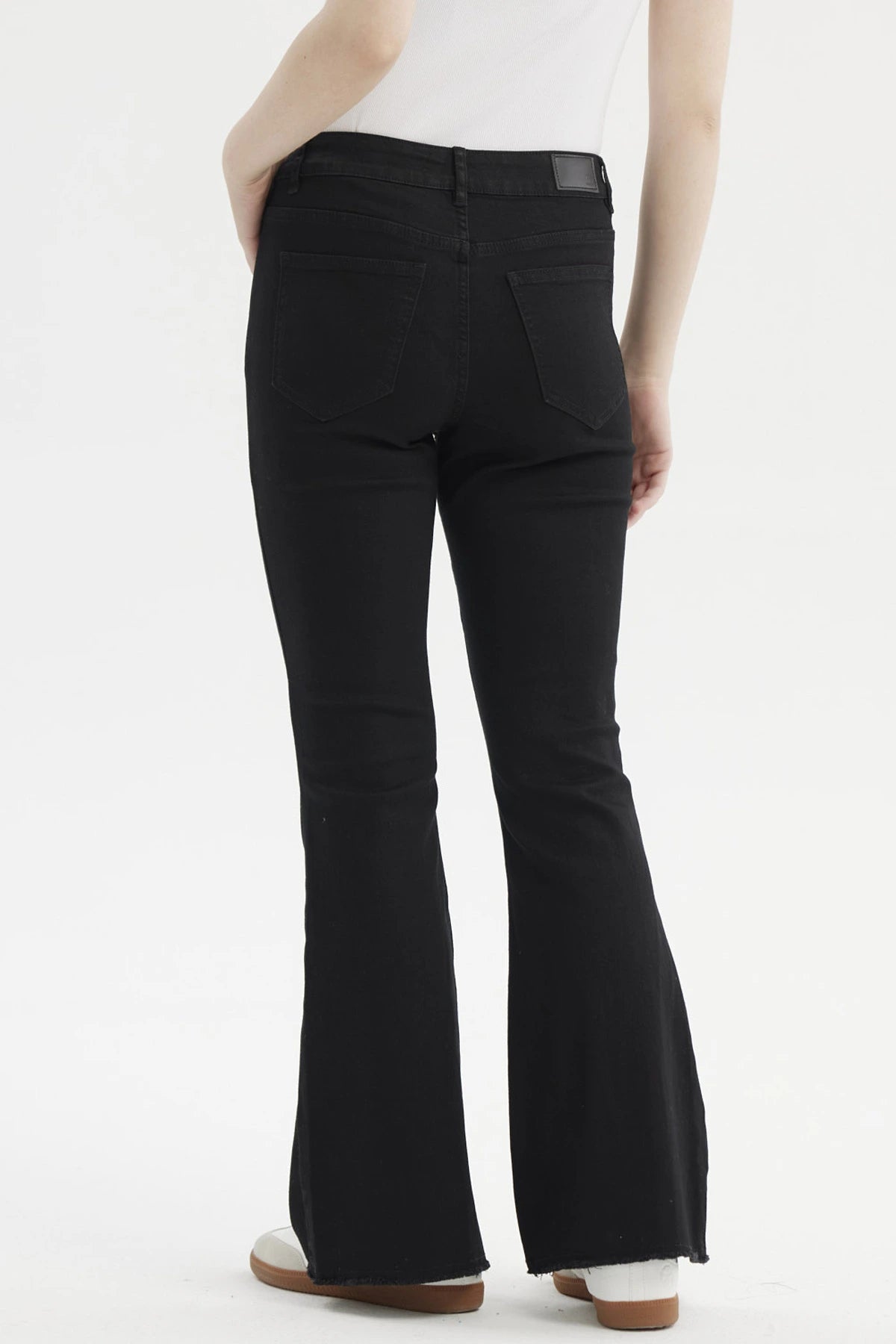 Jeans Mujer Flare Monse Negro