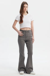 Jeans flare gris para mujer con diseño liso ajuste en la cintura y campana amplia ideales para un look moderno y relajado