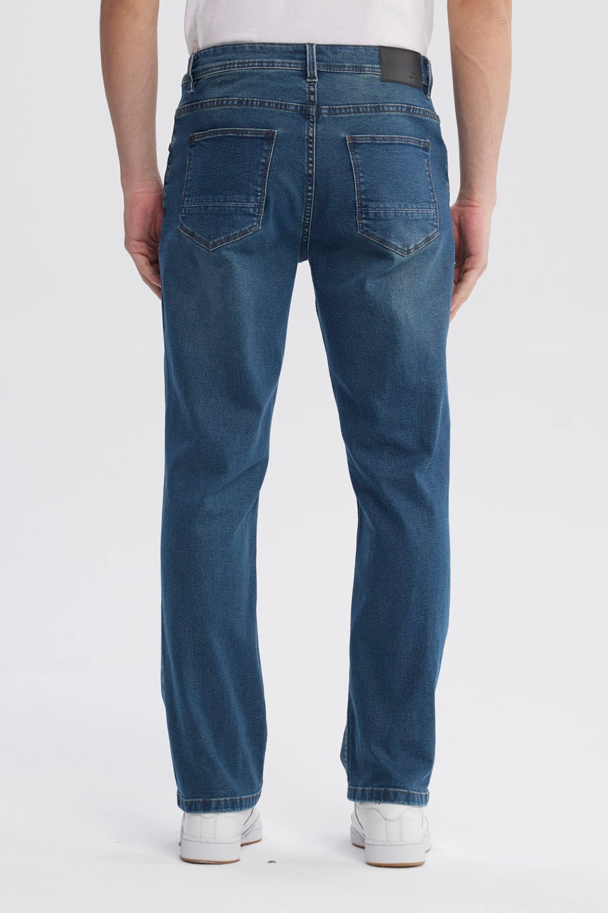 Jeans Hombre 605 Straight Azul