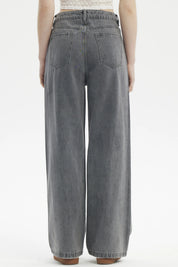 Jeans mujer baggy gris de tiro alto con diseño liso y ajuste relajado ideal para un look casual moderno
