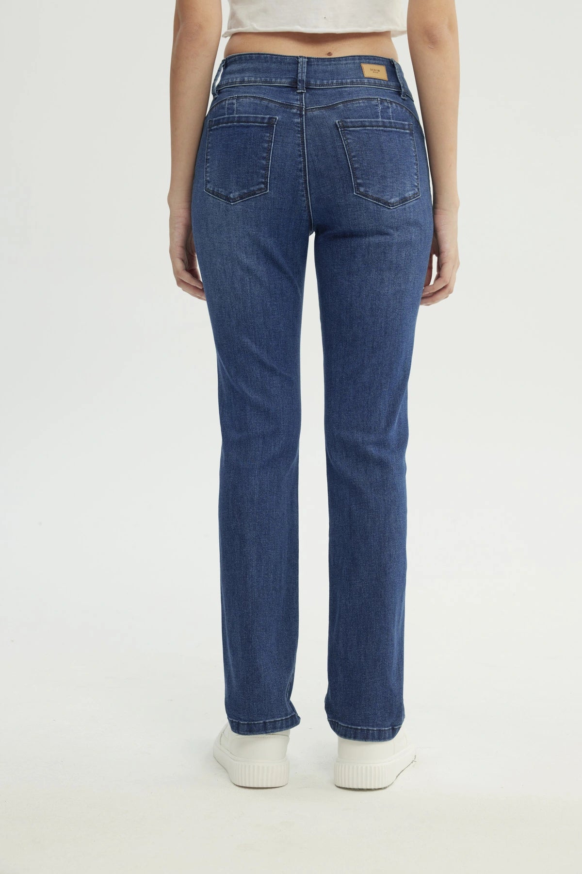 Jeans Mujer Calce Recto Azul Oscuro