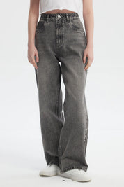 Jeans Mujer Calce Recto Gris