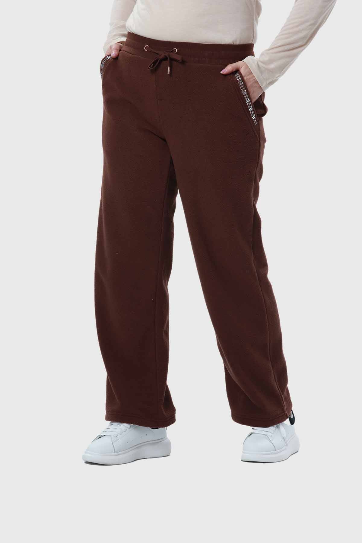 Pantalón Buzo Mujer Calce Recto Café