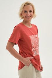 Polera Mujer Print Posicional Terracota