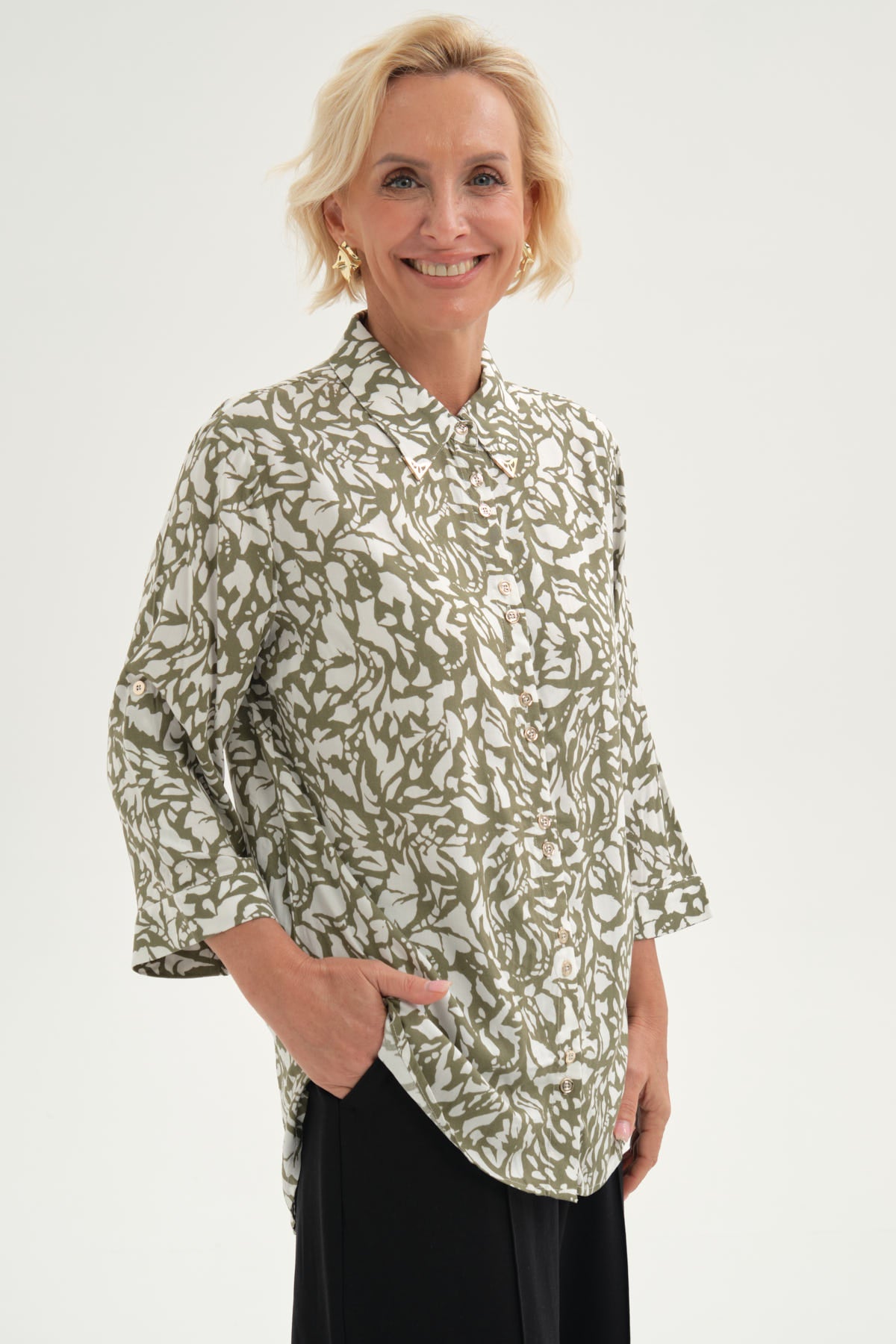 Blusa Mujer Abotonada Roll Up Verde Militar