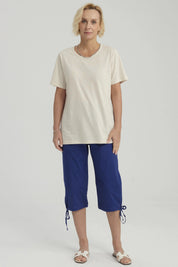 Pescador Mujer Con Cortes Y Apertura Azul Oscuro