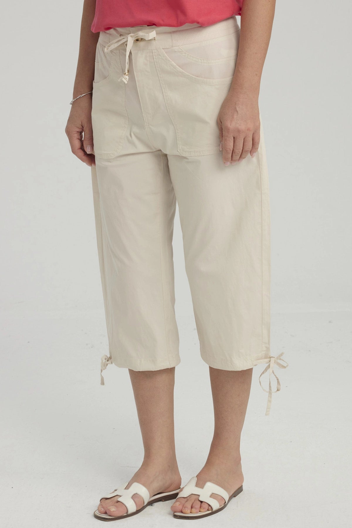 Pescador Mujer Con Cortes Y Apertura Beige Claro