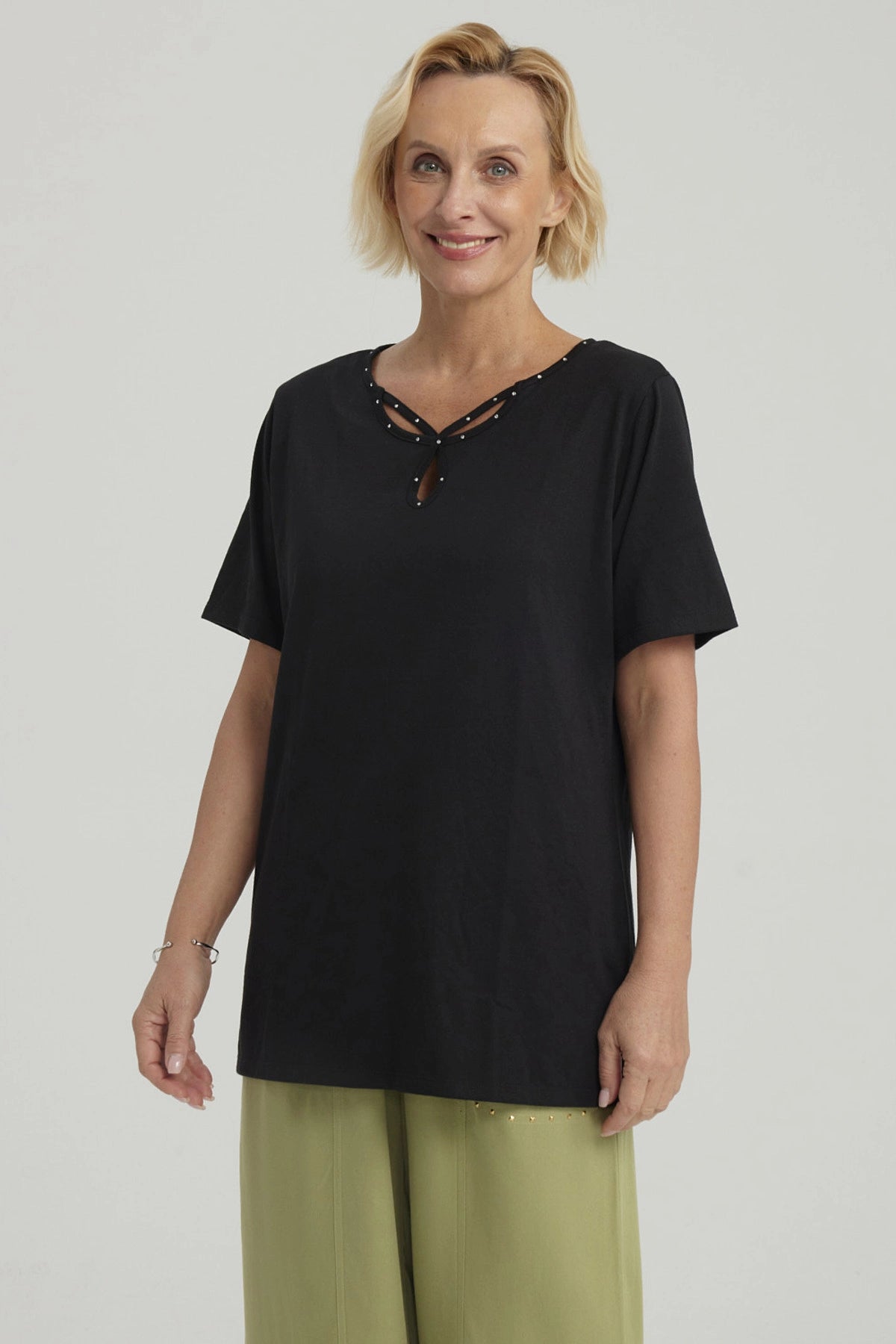 Polera Mujer Lisa Apertura Negro