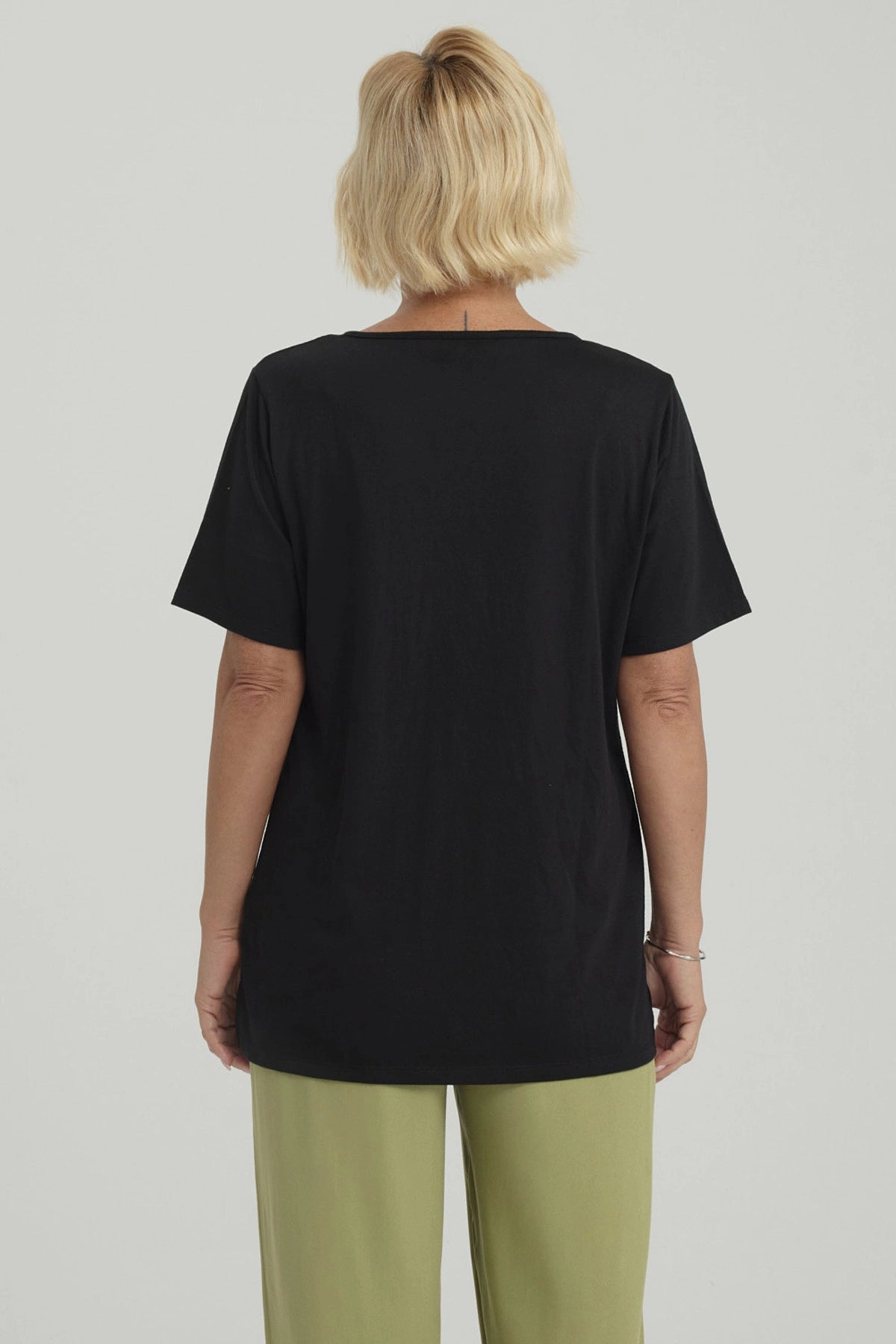 Polera Mujer Lisa Apertura Negro