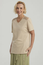 Polera Mujer Detalle Hombro Beige Oscuro