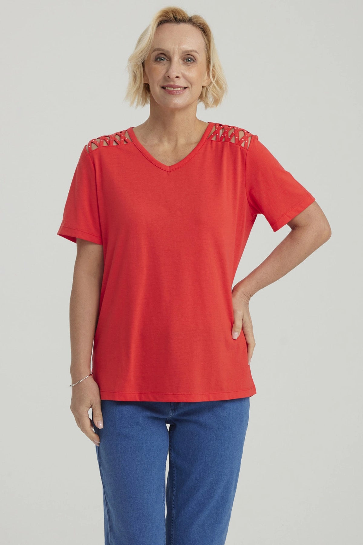 Polera Mujer Detalle Hombro Rojo