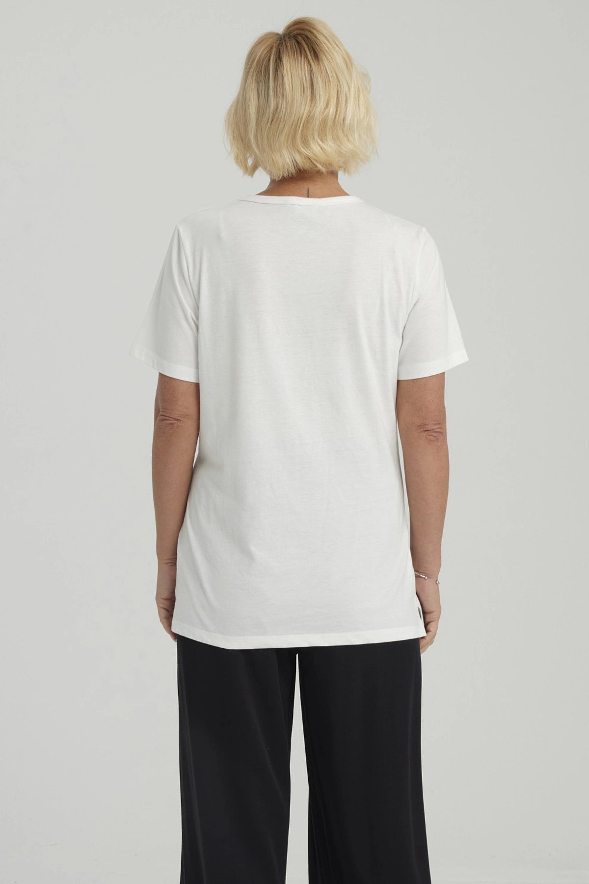 Polera Mujer Con Tachas Crudo