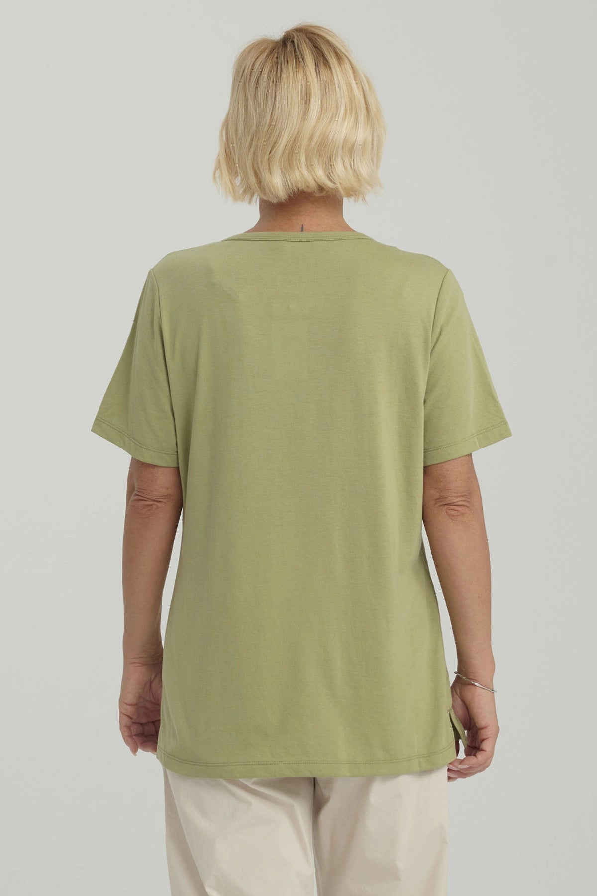 Polera Mujer Con Tachas Verde Claro
