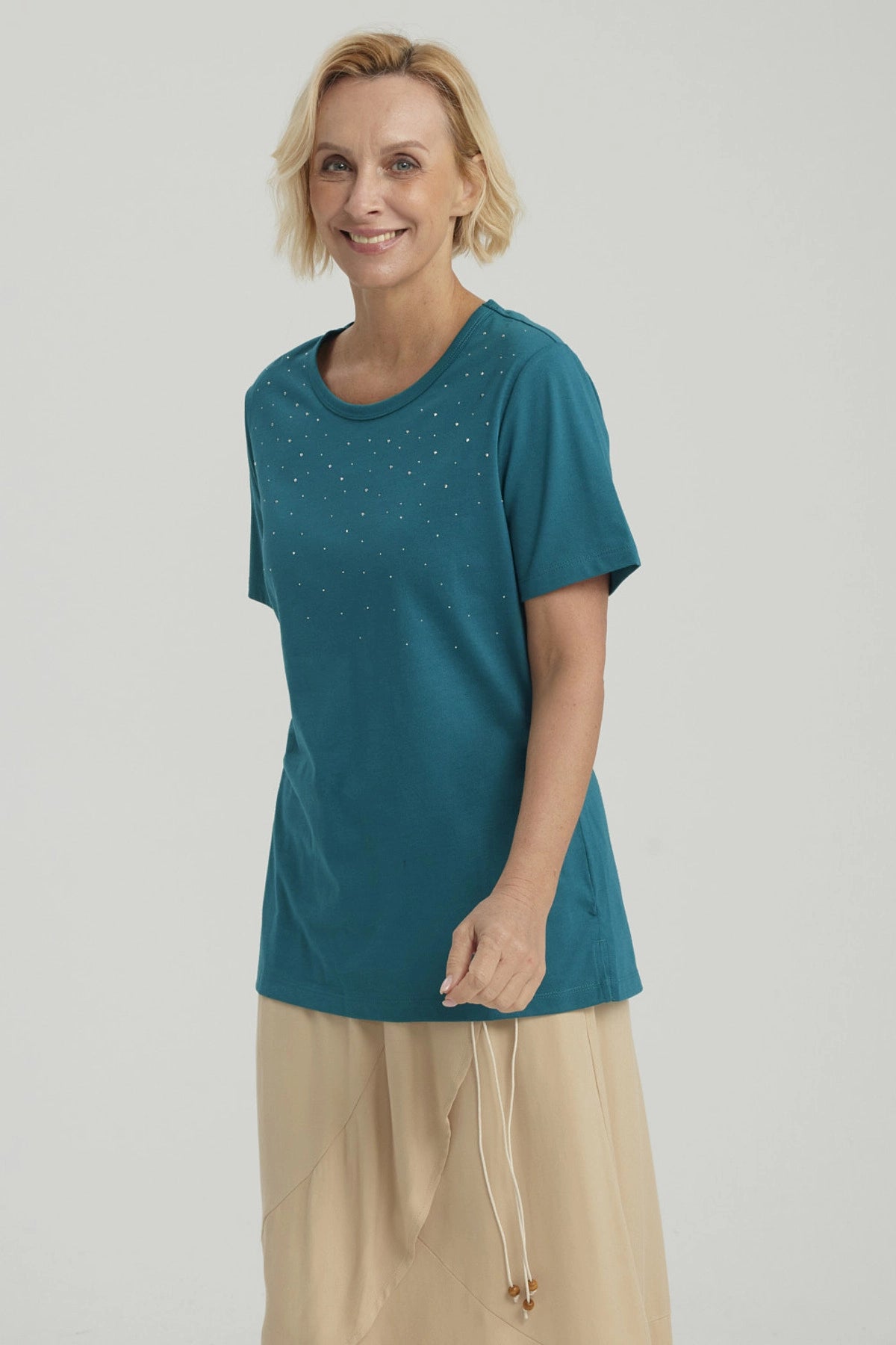 Polera Mujer Con Tachas Petroleo