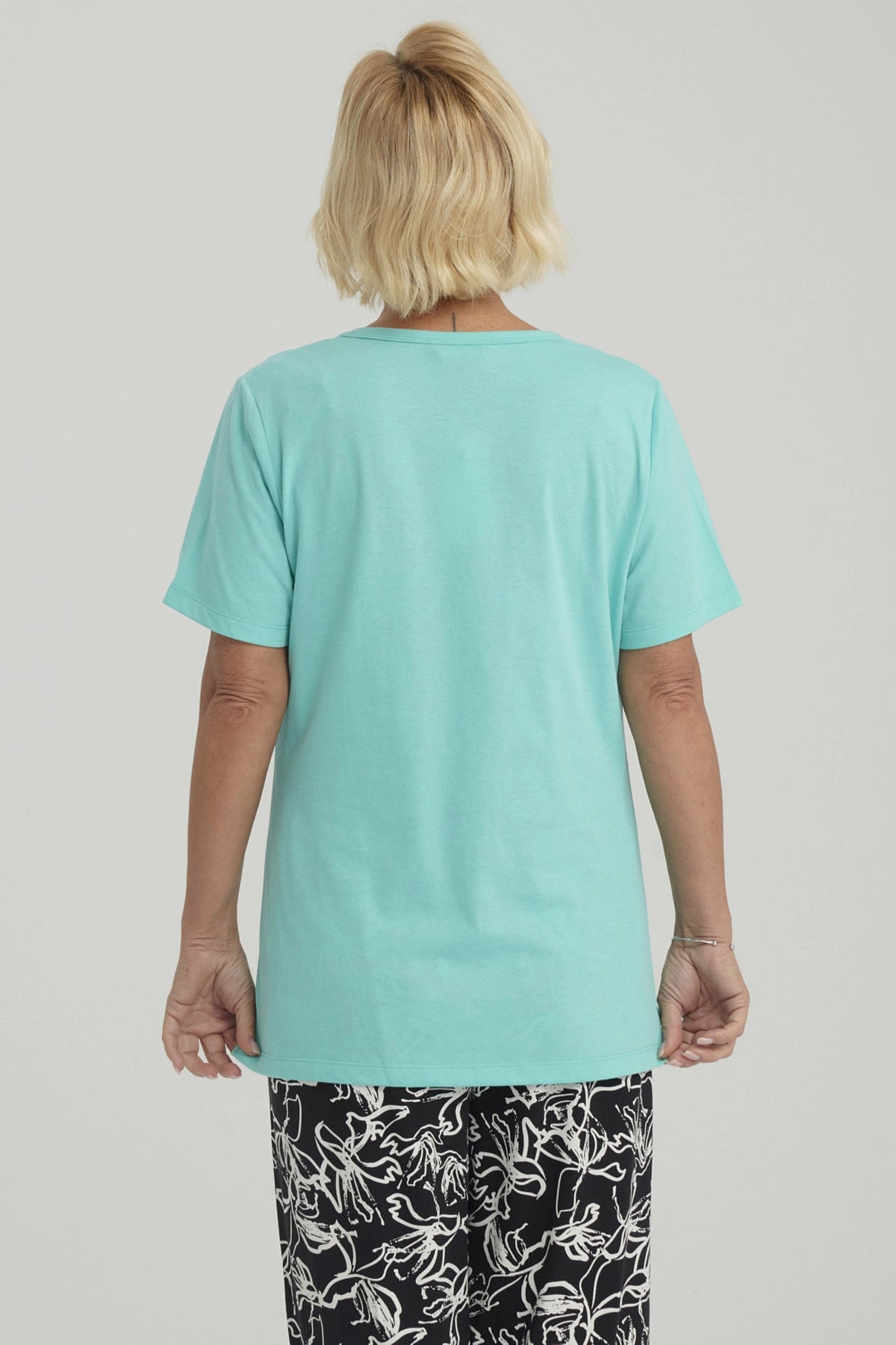 Polera Mujer Con Tachas Turquesa