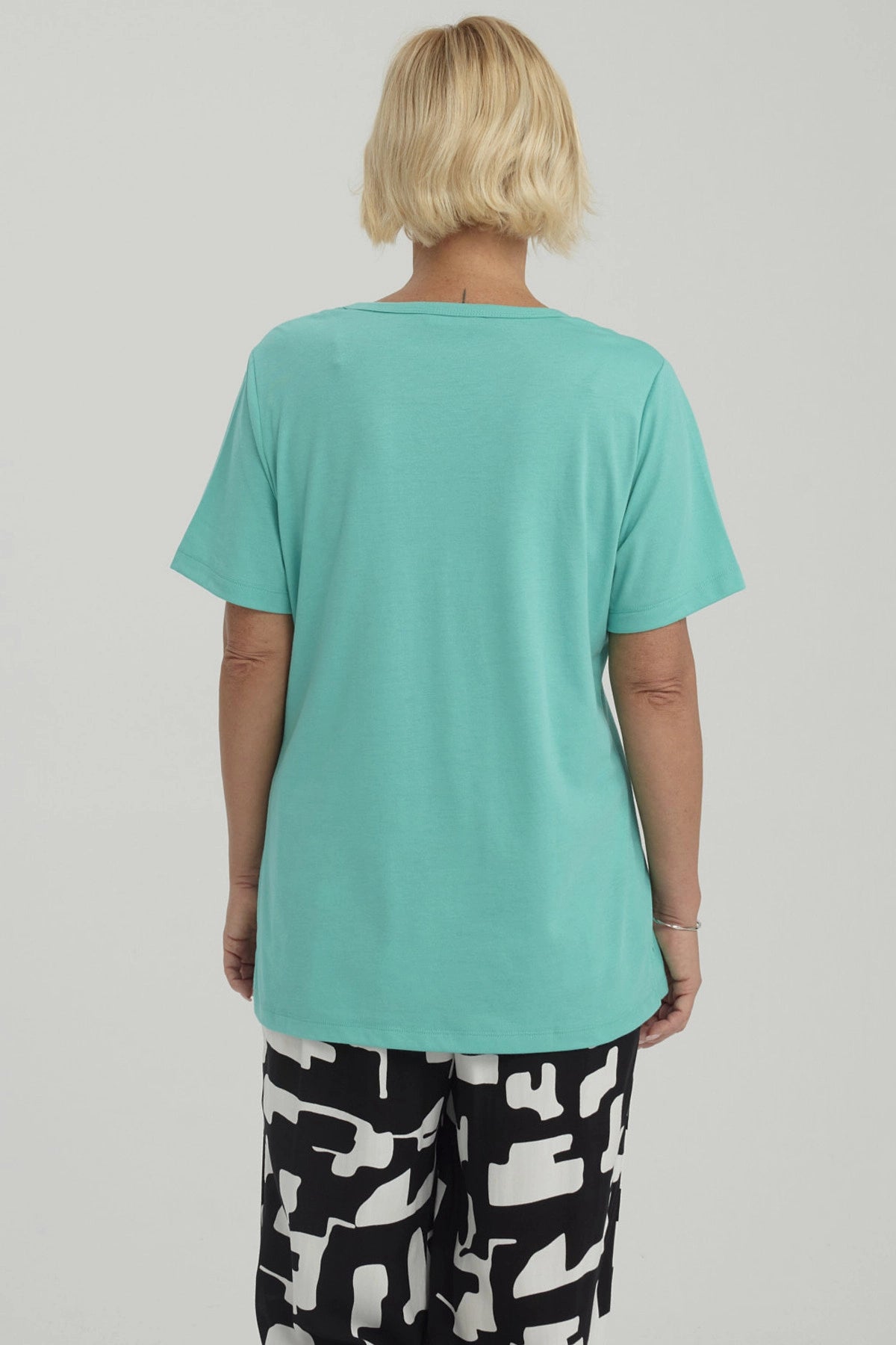 Polera Mujer Con Tachas Turquesa