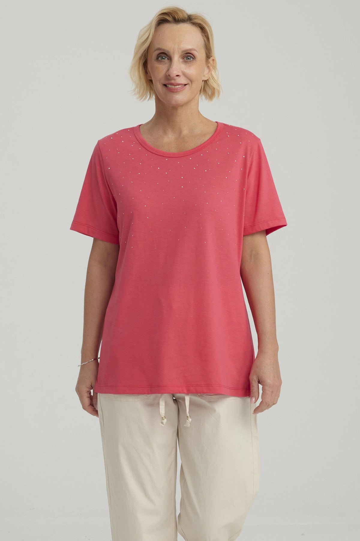 Polera Mujer Con Tachas Fucsia