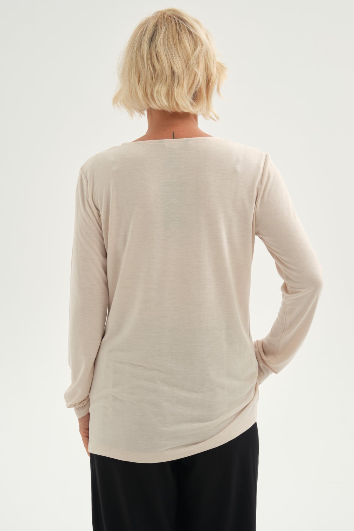 Polera Mujer Lisa Manga Roll Up Beige