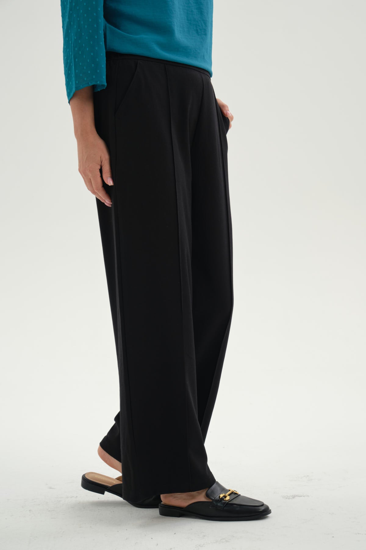Pantalón Mujer Costura Delantera Negro