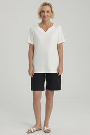 Bermuda Mujer Con Cortes Y Apertura Negro