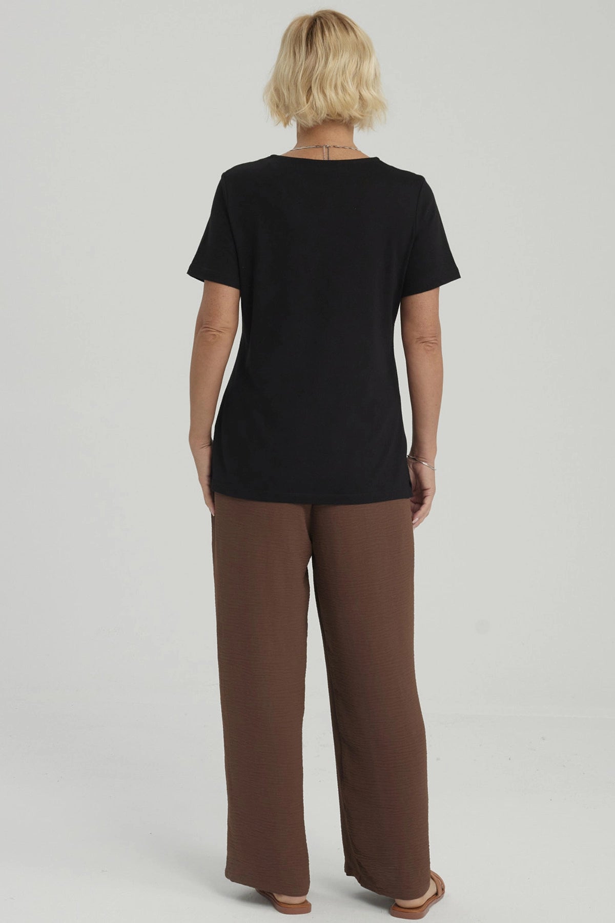 Polera Mujer Con Estampado Negro