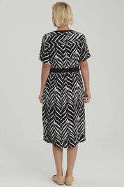 Vestido Mujer Con Cinturón Negro