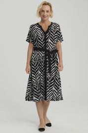 Vestido Mujer Con Cinturón Negro